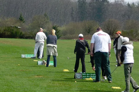 2 Putting Greens